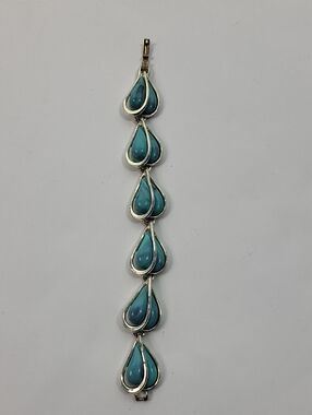 Vintage CORO Faux Turquoise Heart Shaped Gold Tone Panel Link Bracelet